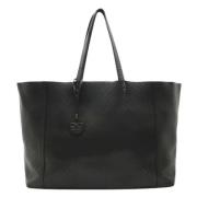 Pre-owned Leather shoulder-bags