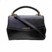 Pre-owned Leather handbags