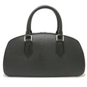 Pre-owned Leather handbags