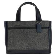 Pre-owned Canvas handbags