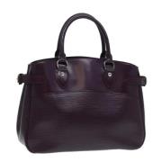 Pre-owned Leather handbags