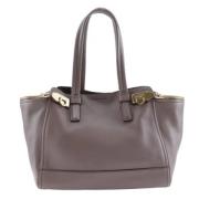 Pre-owned Leather totes