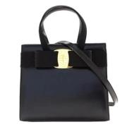 Pre-owned Leather handbags