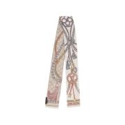 Pre-owned Silk scarves