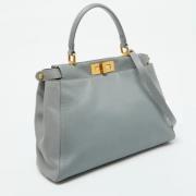 Pre-owned Leather handbags