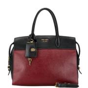 Pre-owned Leather handbags