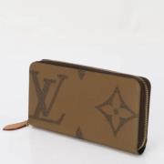 Pre-owned Canvas wallets