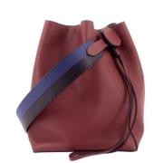 Pre-owned Leather shoulder-bags