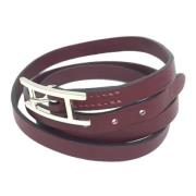 Pre-owned Leather bracelets