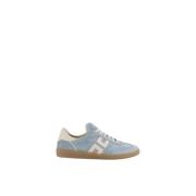 Gullnagler sneakers i skinnblanding