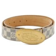 Pre-owned Canvas belts