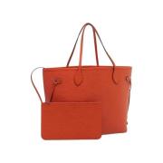 Pre-owned Leather totes