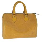 Pre-owned Leather handbags