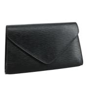 Pre-owned Leather clutches