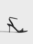 Steve Madden - High heels - Black patent - Fuels Sandal - Hæler - High...