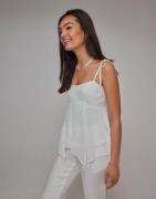 Nelly - Hvit - Chiffon Strap Top