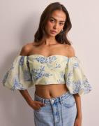 Malina - Blomstrete - Amira draped off shoulder top