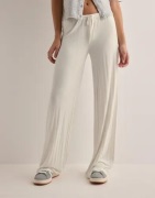 Nelly - Hvit - Soft Flowy Pants