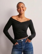 Pieces - Svart - Pcmaliva Ls Off Shoulder V-Neck Top