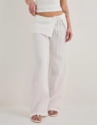 Nelly - Hvit - Skirt Detail Pants