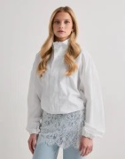 Nelly - Hvit - Lace Mini Skirt