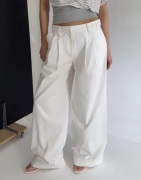 Nelly - Hvit - Relaxed Strap Pants